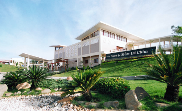 Review Mỏm Đá Chim Resort Lagi: Toàn Bộ Thông Tin Cần Biết 2024